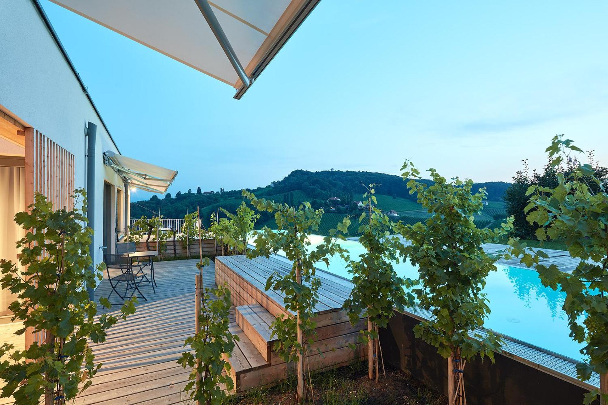 Relax Apartments An Der Lage Hochgrassnitzberg Spielfeld Luaran gambar