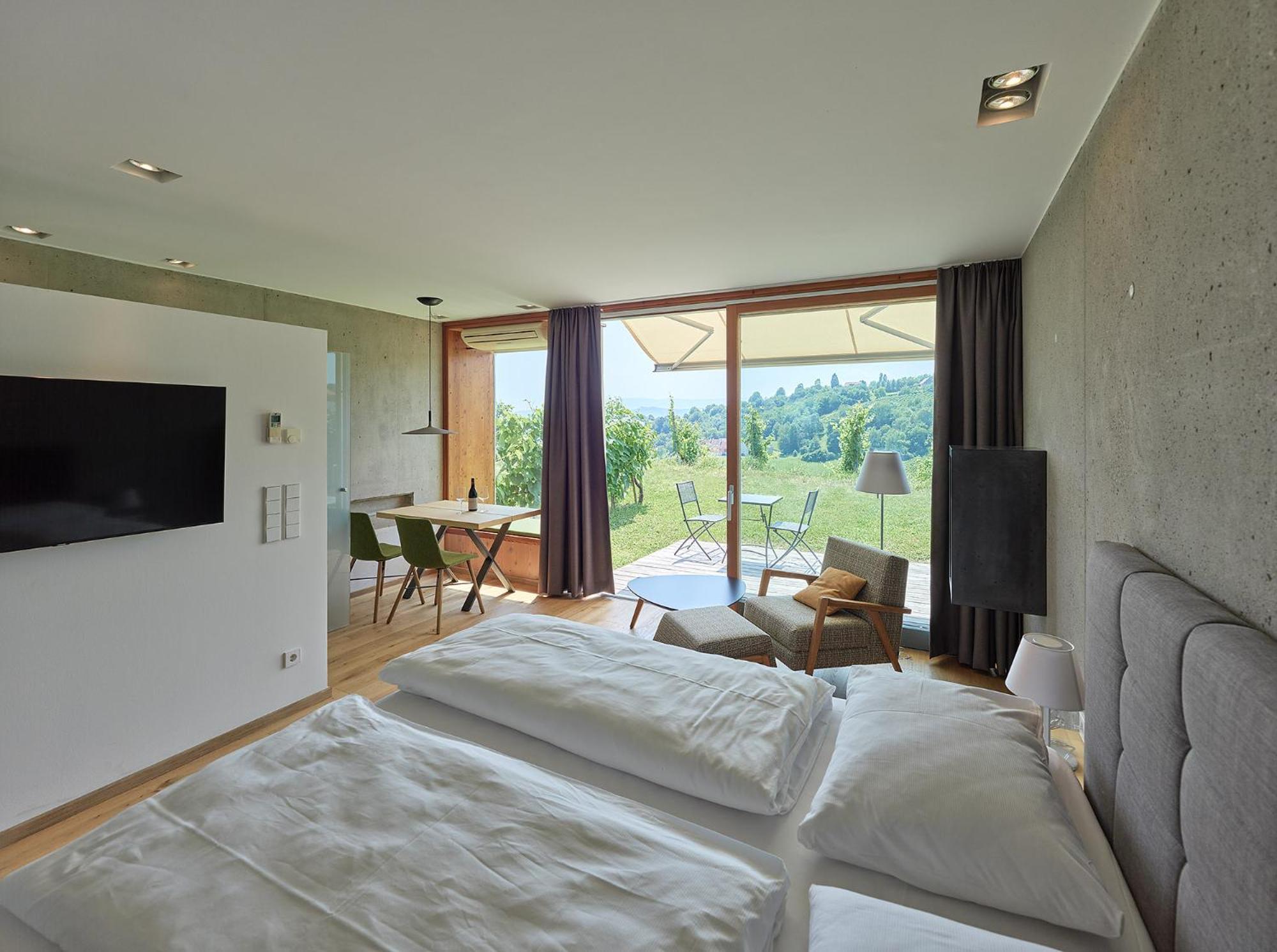 Relax Apartments An Der Lage Hochgrassnitzberg Spielfeld Luaran gambar